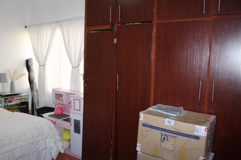 7 Bedroom Property for Sale in Vasco Estate Western Cape